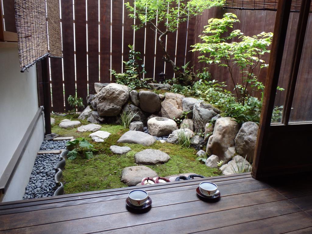 Tateitoan *